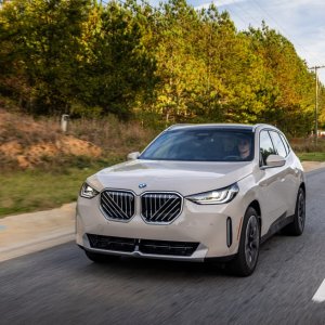 Media '2025 BMW X3 30 xDrive (5).jpg' in category 'Ảnh Mirror từ Forums'